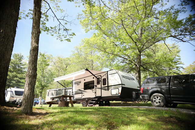 Image 3 for 44 Pull through (Full Hookups)  30 amp, 25'