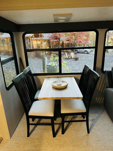 Image 6 for 82 Private 2 bedroom, 2 bath Coachman