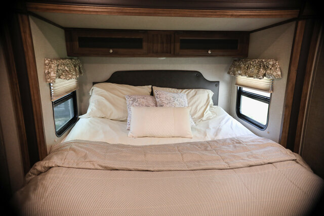 Image 16 for 21 Scenic Camper Rental