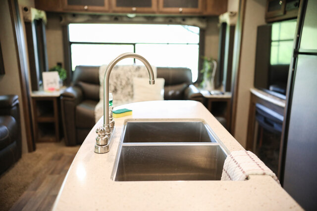 Image 15 for 21 Scenic Camper Rental