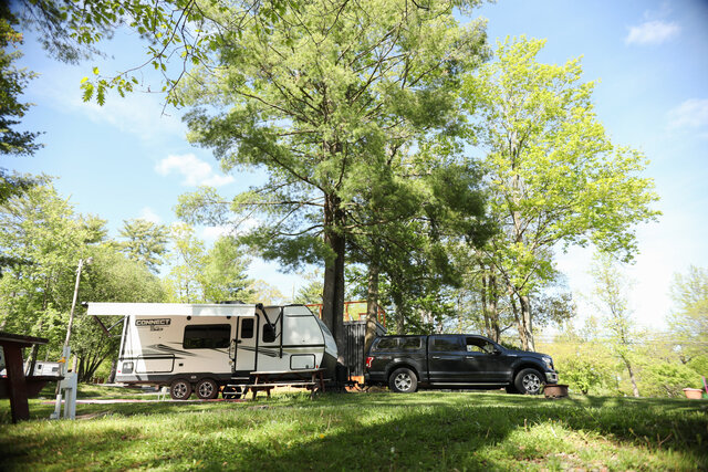 Image 5 for 38 Pull Through (Full Hookups)  30 amp, 35'