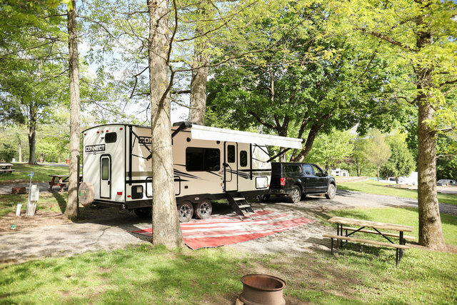 Image 2 for 36 Pull Through (Full Hookups)  30 amp, 30'