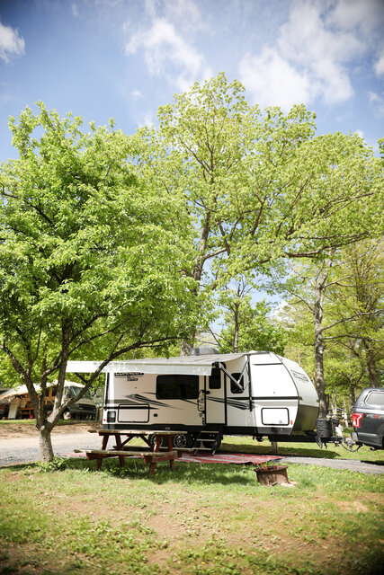 Image 1 for 41 Pull through (Full Hookups) 30 amp, 25'