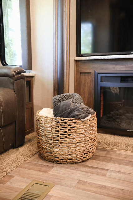 Image 9 for 21 Scenic Camper Rental