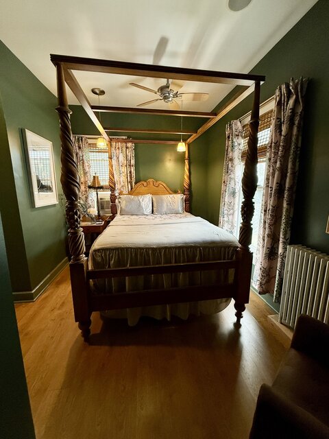 Image 2 for Library Room - Main House