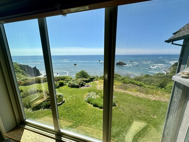 Image 5 for Room Four: The Dreamview Suite