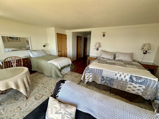 Image 7 for Room One:  The Whalewatch Overlook Suite