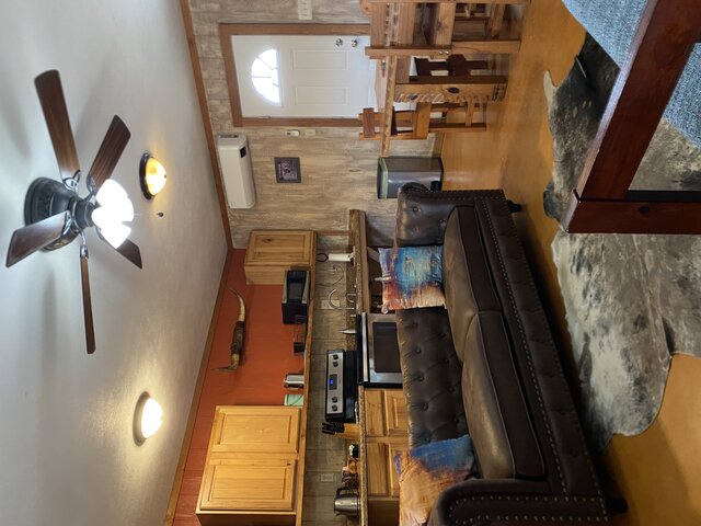 Image 4 for The Laredo