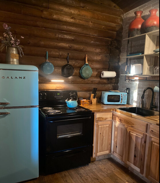 Image 8 for The Frontier Cabin