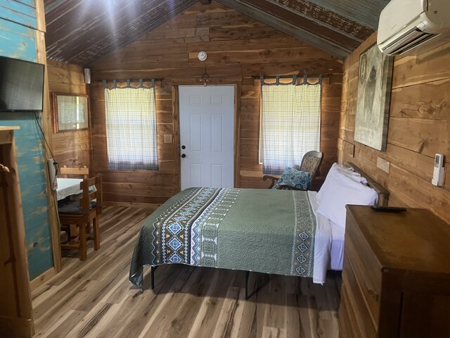 Image 3 for White Bison Lodge