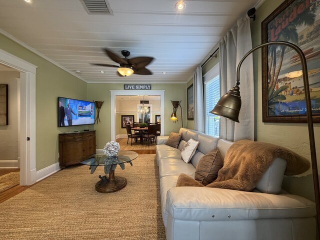 Image 8 for Bahama Breeze Bungalow Vacation Rental