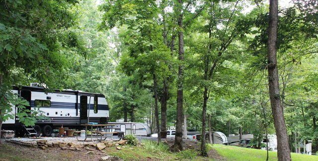 Image 1 for 51 - BUDDY SITE - Pull Thru Full Hook-up