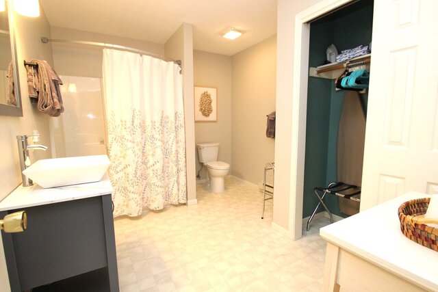 Image 6 for Grass Family Suite