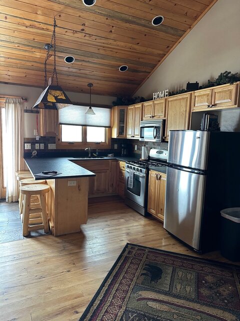 Image 2 for 1 Bedroom With Loft Condo - 3 Queens