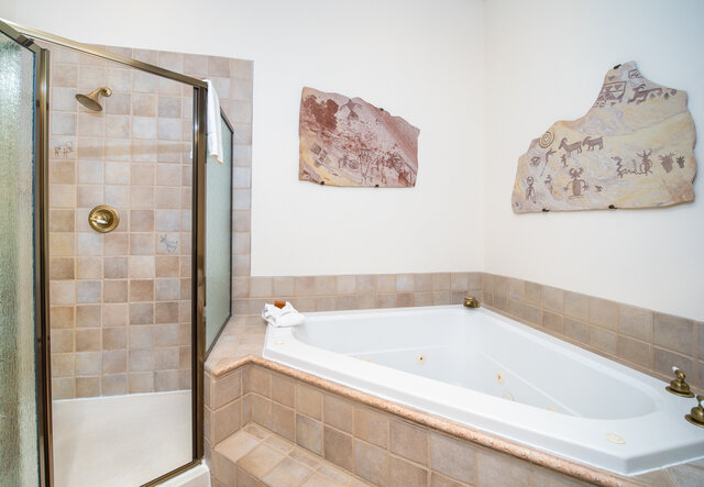 Image 7 for TAHARAA SUITE