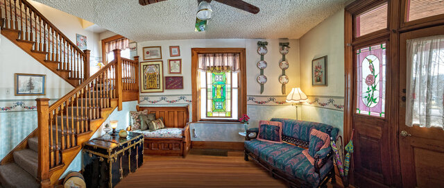 Image 4 for Pikes Peak Suite