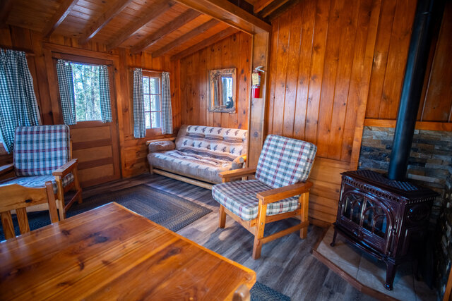 Image 6 for CB04 The Fox Cabin [3r6b8p]