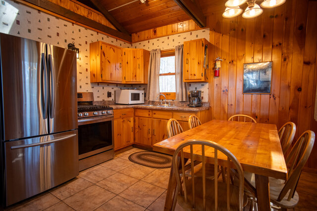 Image 3 for CB06 The Coyote Cabin [3r5b6p]