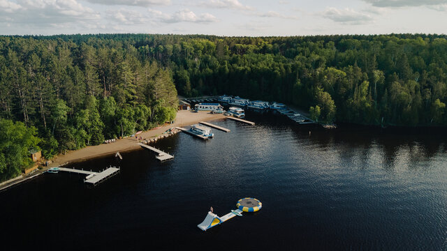 Image 9 for HB12 The Walleye Houseboat [40' - 6p]