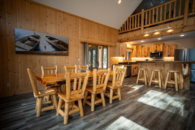 Image 10 for (CB14) The Bent Paddle Private Lodge [4r4b4b11p]