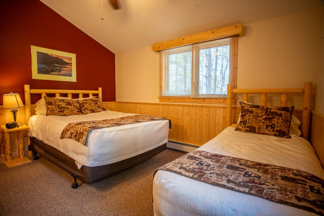 Image 15 for (CB14) The Bent Paddle Private Lodge [4r4b4b11p]