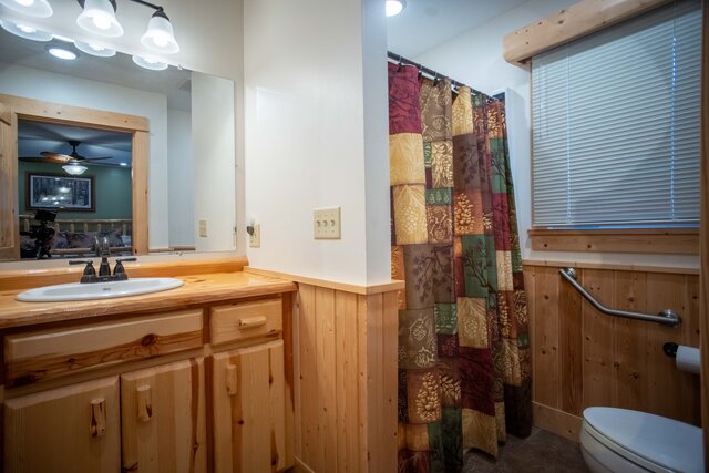 Image 5 for (CB14) The Bent Paddle Private Lodge [4r4b4b11p]