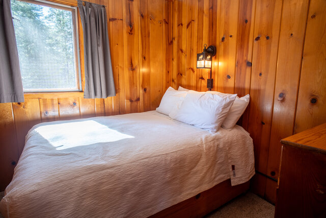 Image 7 for CB10 The Bobcat Cabin [2r2b4p]