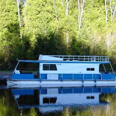 Image 1 for HB07 The Turtle Houseboat [35' - 3p]