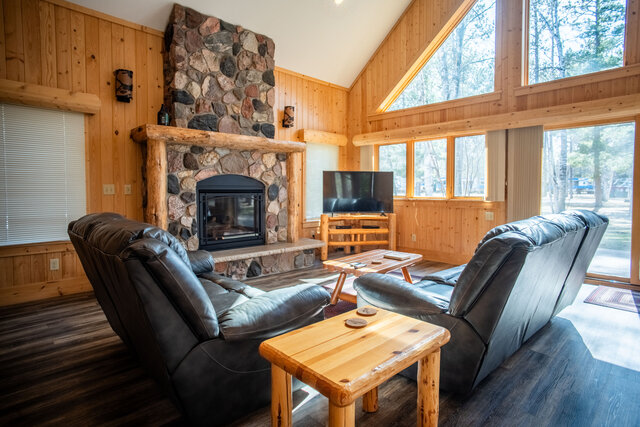 Image 8 for (CB14) The Bent Paddle Private Lodge [4r4b4b11p]