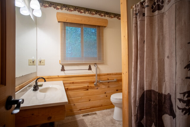 Image 12 for (CB13) The Bear Trap Private Lodge [6r6b4b18p]