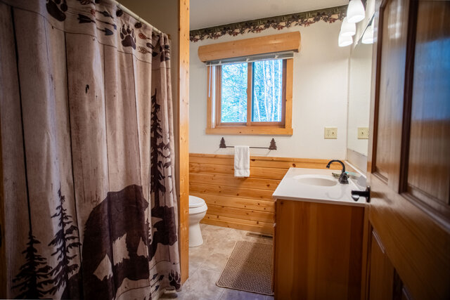 Image 6 for (CB13) The Bear Trap Private Lodge [6r6b4b18p]