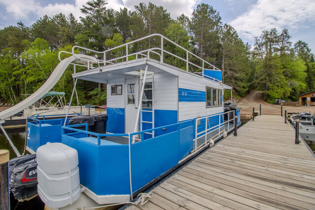 Image 6 for HB03 The Minnow Houseboat [30' - 2p] (keep)