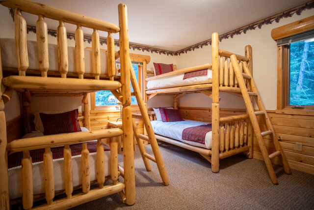 Image 11 for (CB13) The Bear Trap Private Lodge [6r6b4b18p]