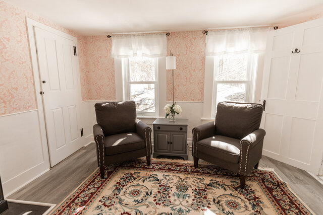 Image 3 for 4 Miriam's Room