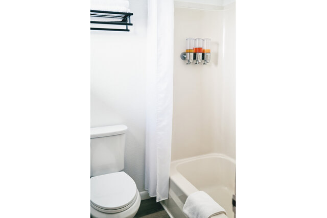 Image 6 for Double Queen Rooms