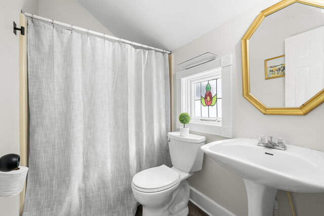 Image 8 for Seafarer Suite