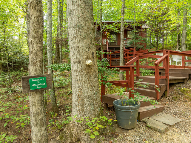 Image 4 for Mountain Rose Escape