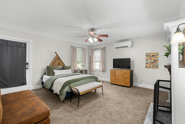 Image 1 for Appalachian Trail Room