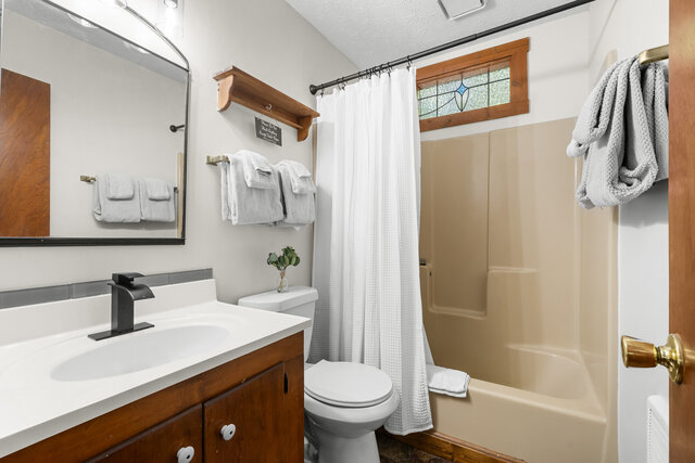 Image 17 for Dancing Bear