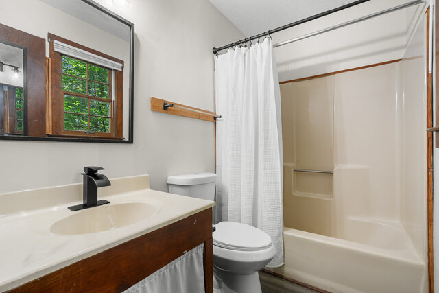 Image 15 for Trailside Retreat