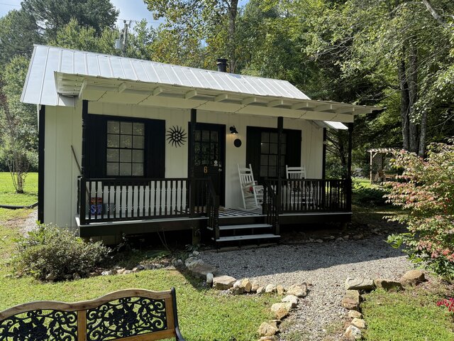 Image 15 for Six Cabins & Entire Lodge Rental