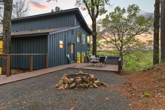 Image 8 for River Ridge
