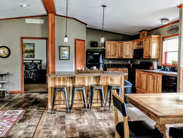 Image 6 for 04 Lodge