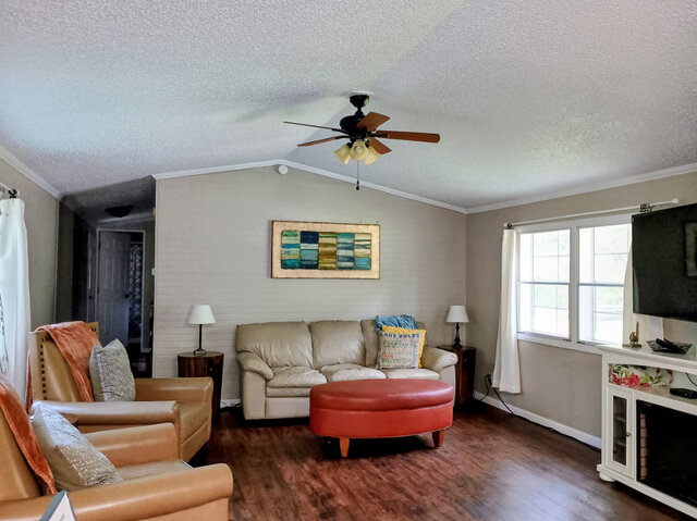 Image 3 for 03 Cottage