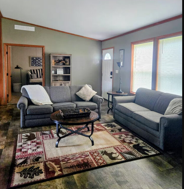 Image 4 for 04 Lodge