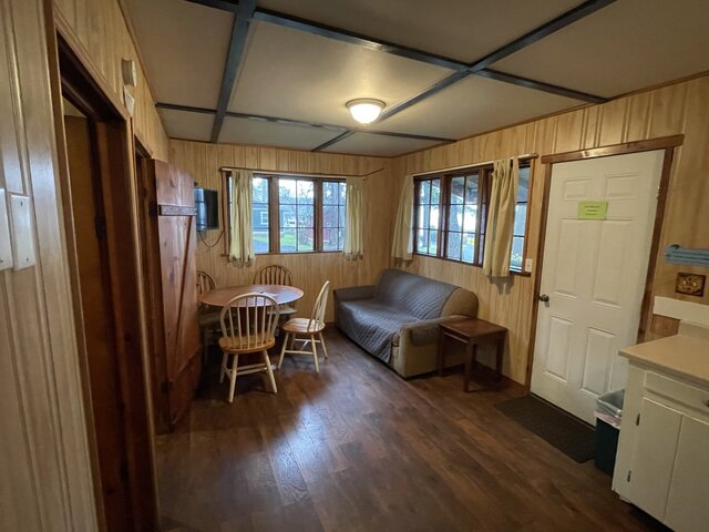 Image 4 for Cabin 09