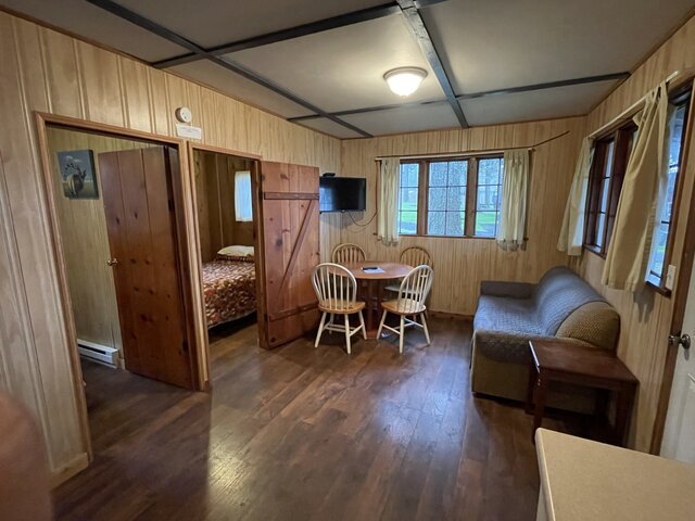 Image 2 for Cabin 09