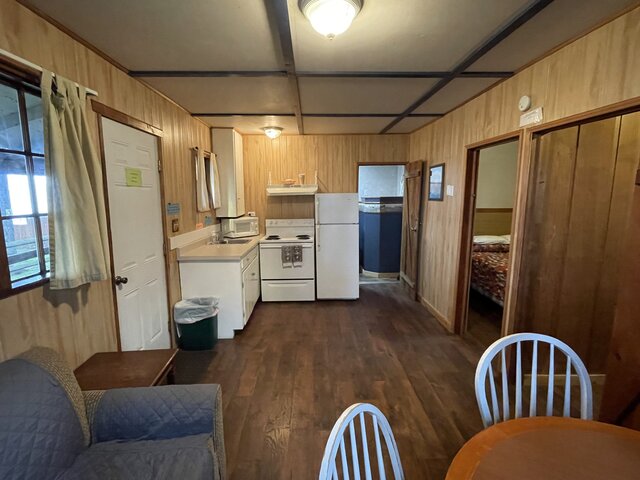 Image 3 for Cabin 09