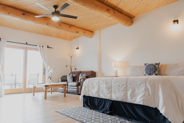 Image 1 for Milos | Winery King Studio