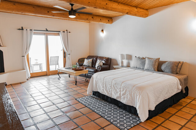 Image 1 for Mykonos | Winery King Studio